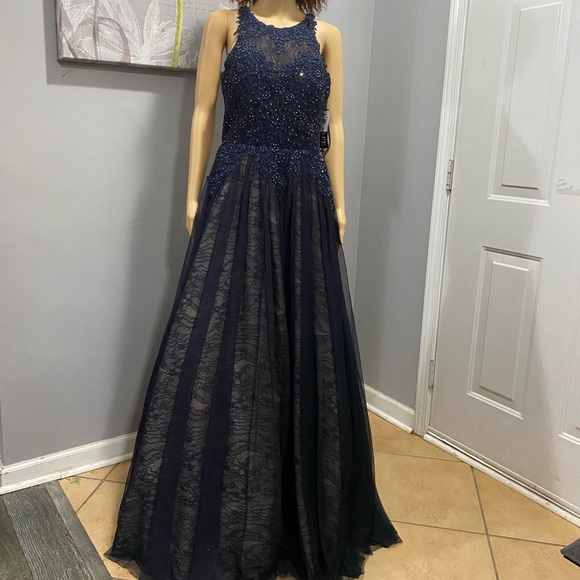Xscape Dresses & Skirts - New
